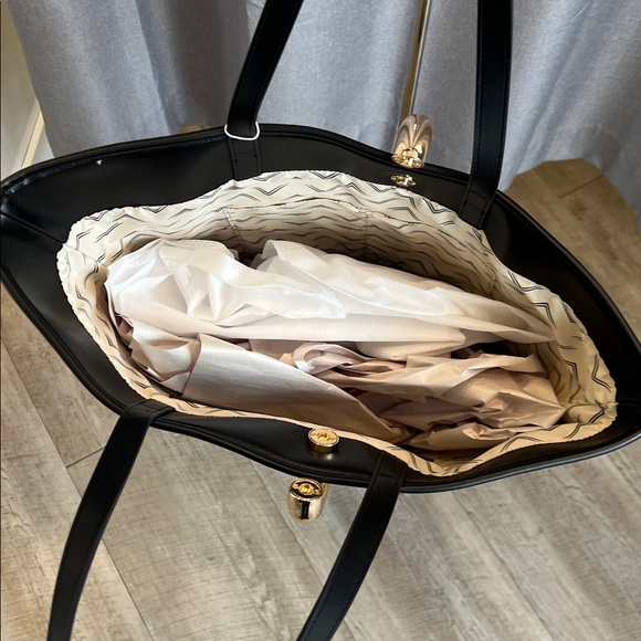 Urban Expressions Tan and Black Woven Tote - New w/Tags - Raelynn Tote - Picture 15 of 15